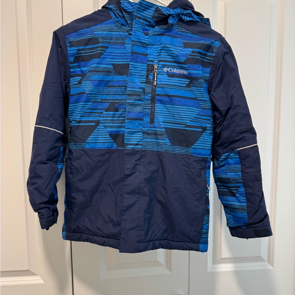 Columbia Blue and Black Patterned Winter Jacket